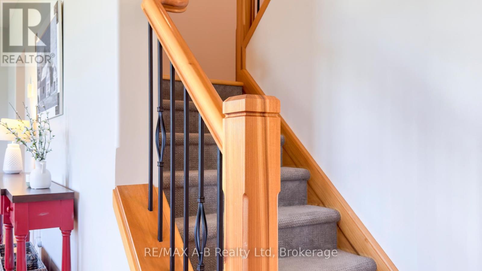 77 Guest Court, St. Marys, Ontario N4X 1E5 - Photo 23 - X12379702