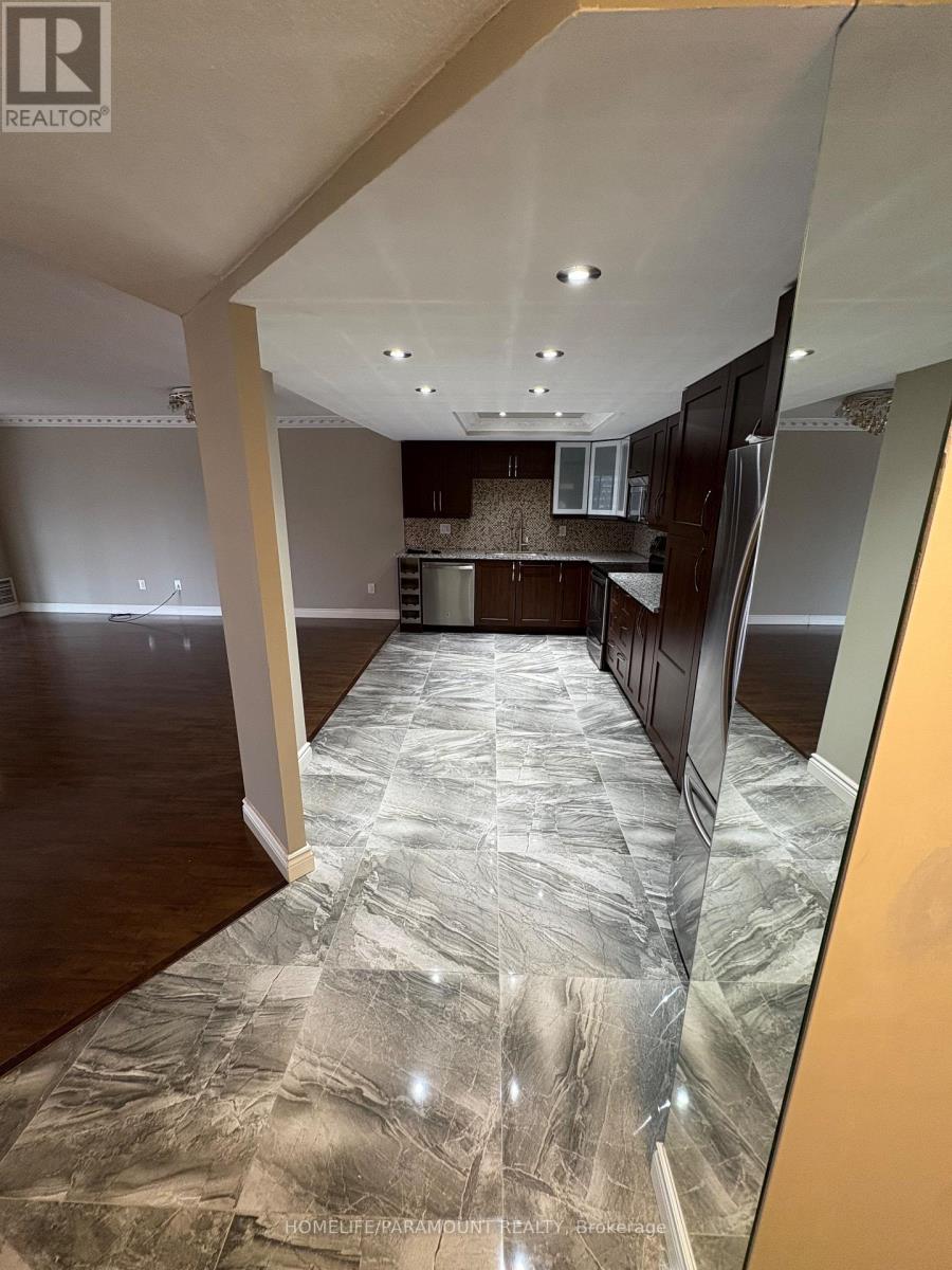 306 - 5 Weldrick Road W, Richmond Hill, Ontario  L4C 8S9 - Photo 10 - N12704898