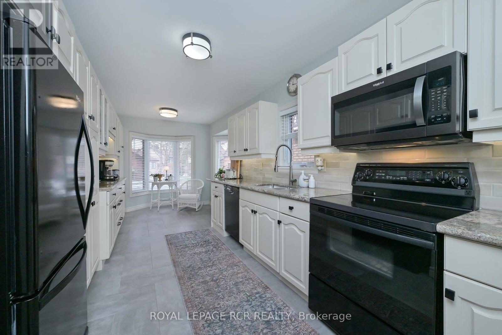 196 Riverview Road, New Tecumseth, Ontario  L9R 1Y2 - Photo 4 - N12704922