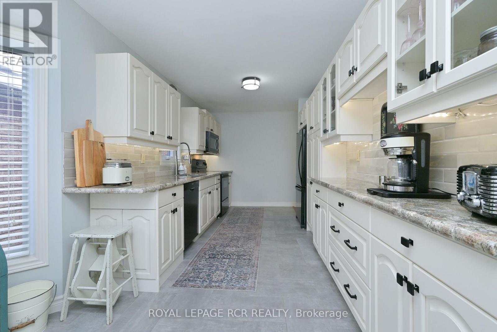 196 Riverview Road, New Tecumseth, Ontario  L9R 1Y2 - Photo 6 - N12704922