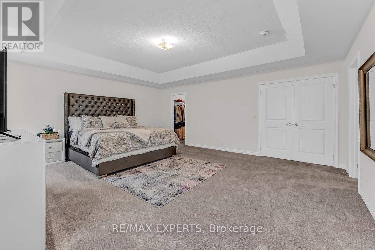 1438 Davis Loop, Innisfil, Ontario  L0L 1W0 - Photo 21 - N12704938