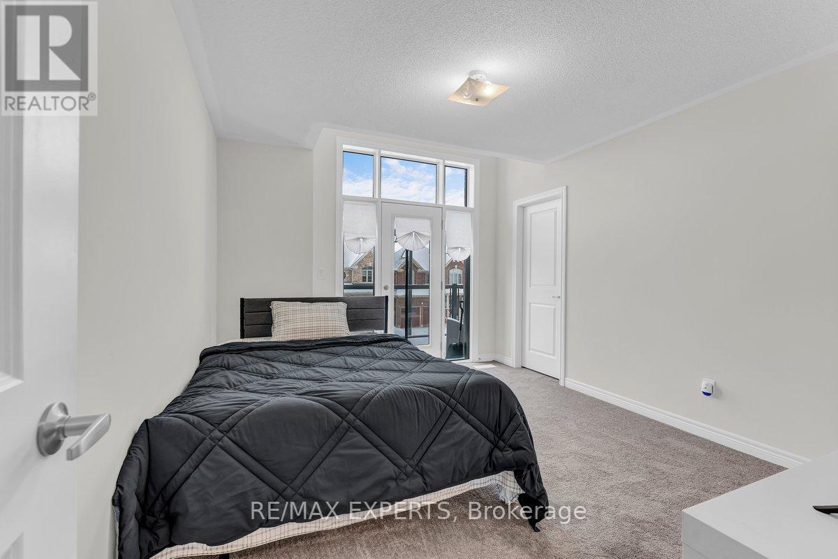 1438 Davis Loop, Innisfil, Ontario  L0L 1W0 - Photo 28 - N12704938