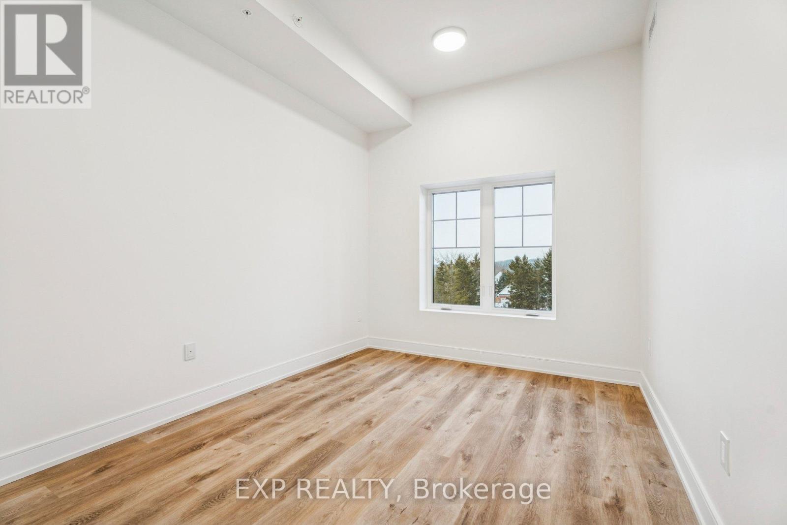 405 - 121 Mary Street, Clearview (Creemore), Ontario  L0M 1G0 - Photo 15 - S12704940