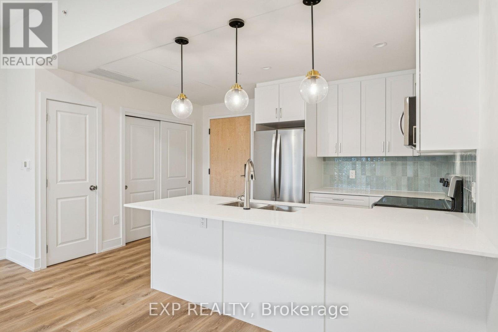 405 - 121 Mary Street, Clearview (Creemore), Ontario  L0M 1G0 - Photo 5 - S12704940