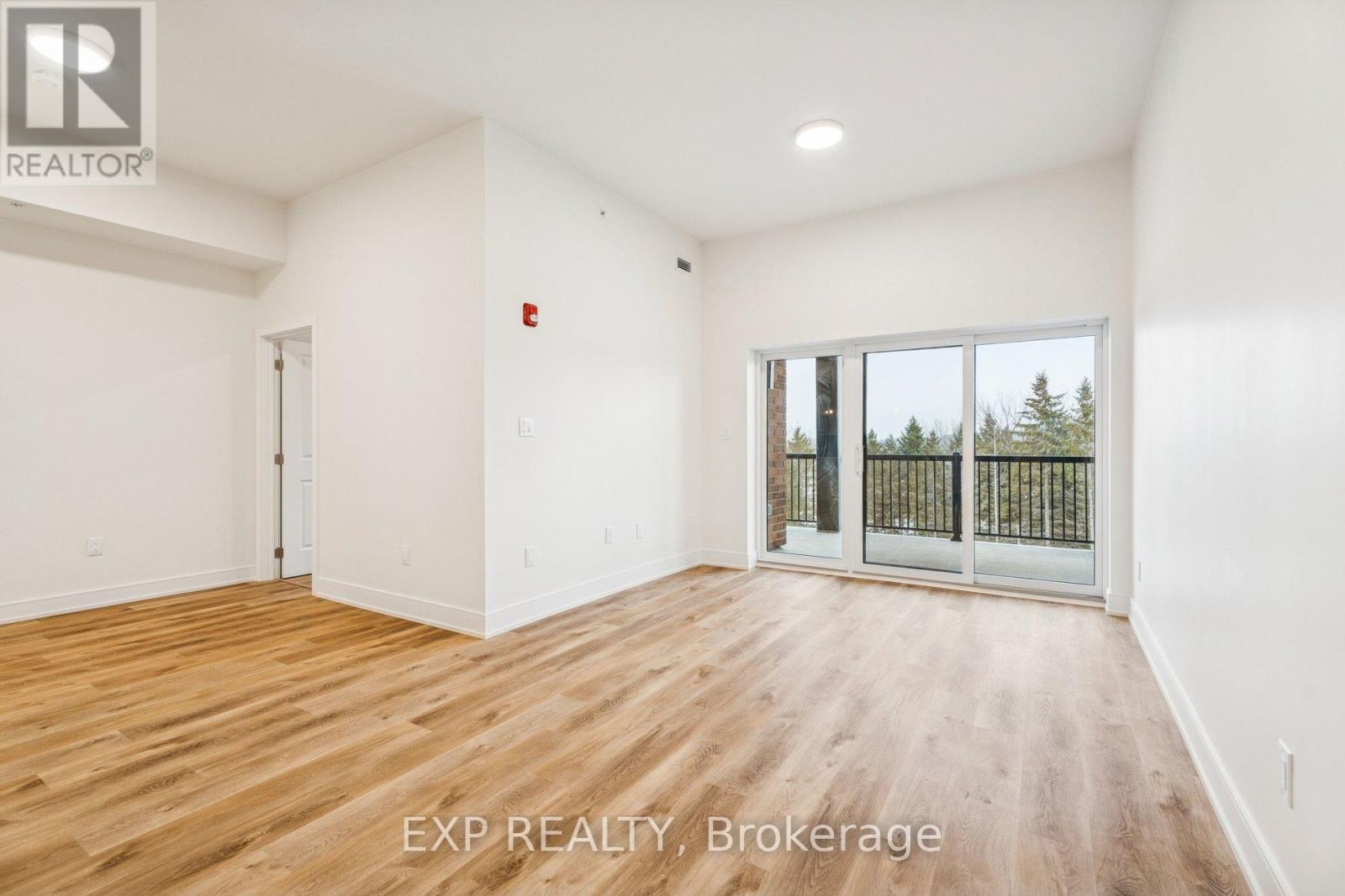 405 - 121 Mary Street, Clearview (Creemore), Ontario  L0M 1G0 - Photo 9 - S12704940