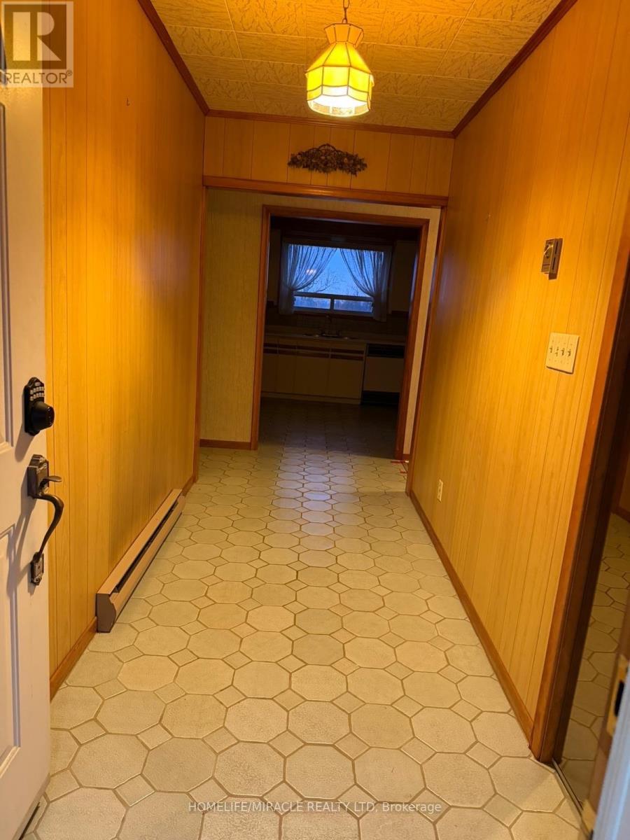 2637 Embleton Road, Brampton, Ontario  L6Y 0E8 - Photo 13 - W12704958