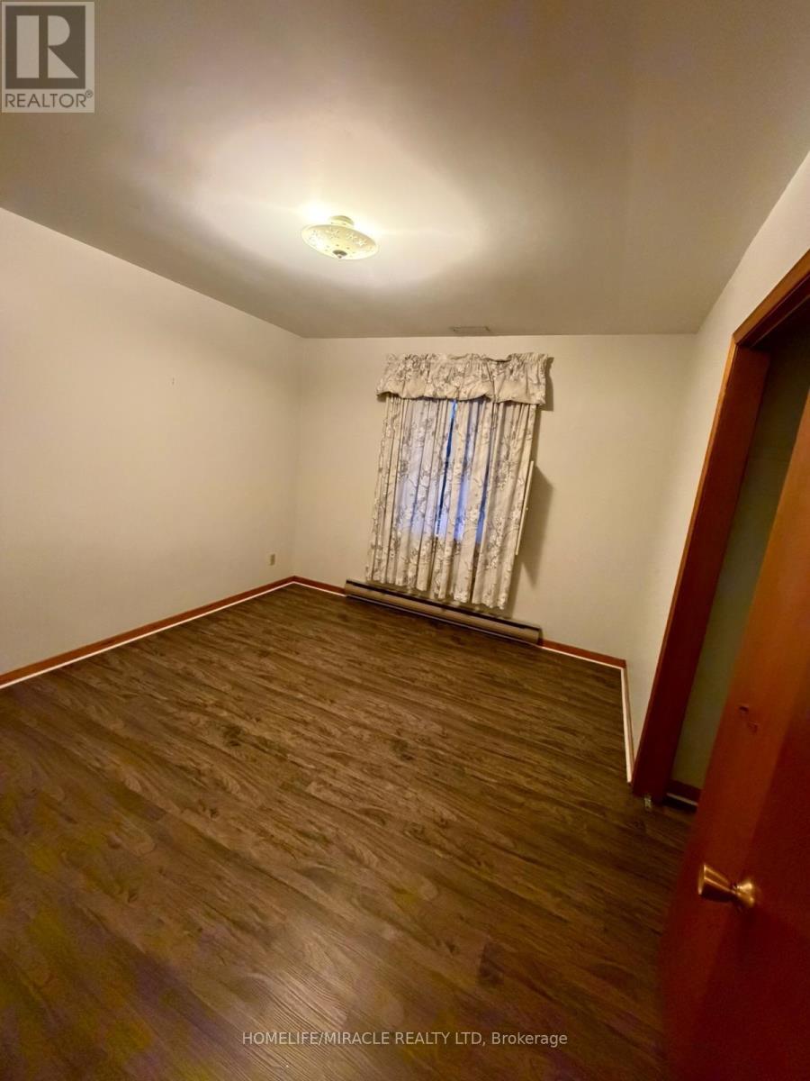 2637 Embleton Road, Brampton, Ontario  L6Y 0E8 - Photo 14 - W12704958