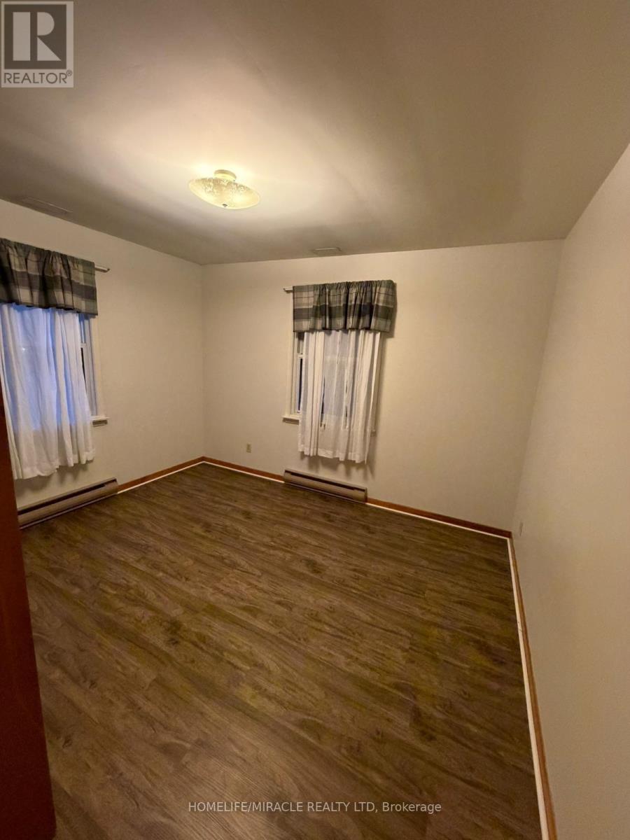 2637 Embleton Road, Brampton, Ontario  L6Y 0E8 - Photo 9 - W12704958