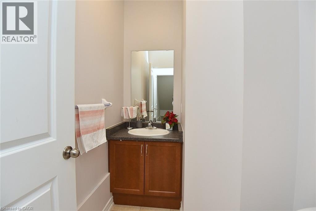 45 Seabreeze Crescent Unit# 21, Stoney Creek, Ontario  L8E 0G1 - Photo 17 - 40794042