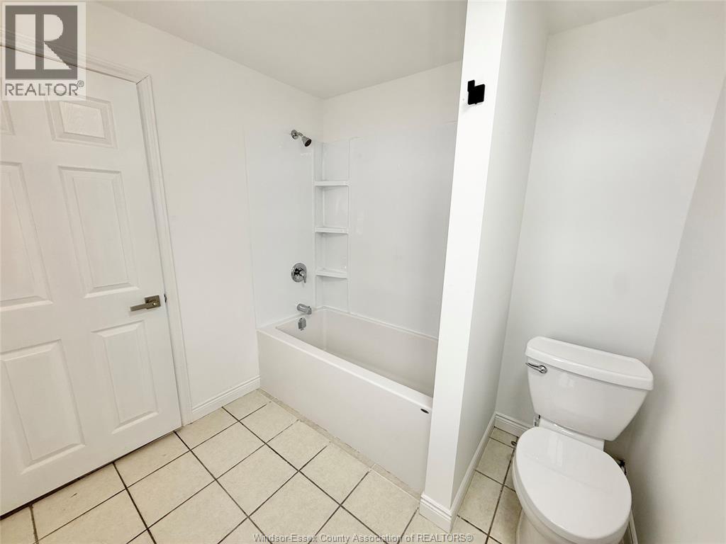 3216 Manchester Unit# 1, Windsor, Ontario  N9C 1X9 - Photo 11 - 26001337