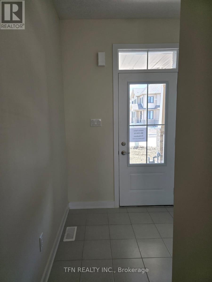 73 Keelson Street, Welland, Ontario  L3B 5K5 - Photo 5 - X12704856