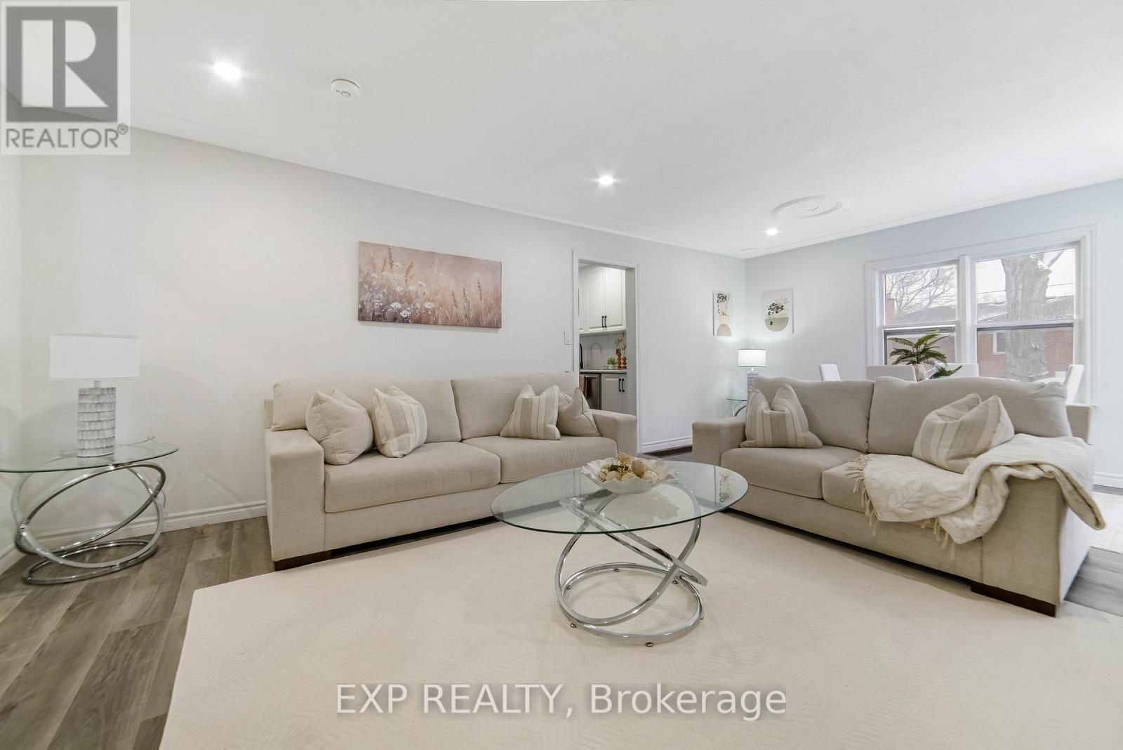 206 Vancouver Street, London East, Ontario  N5W 4R7 - Photo 3 - X12704914