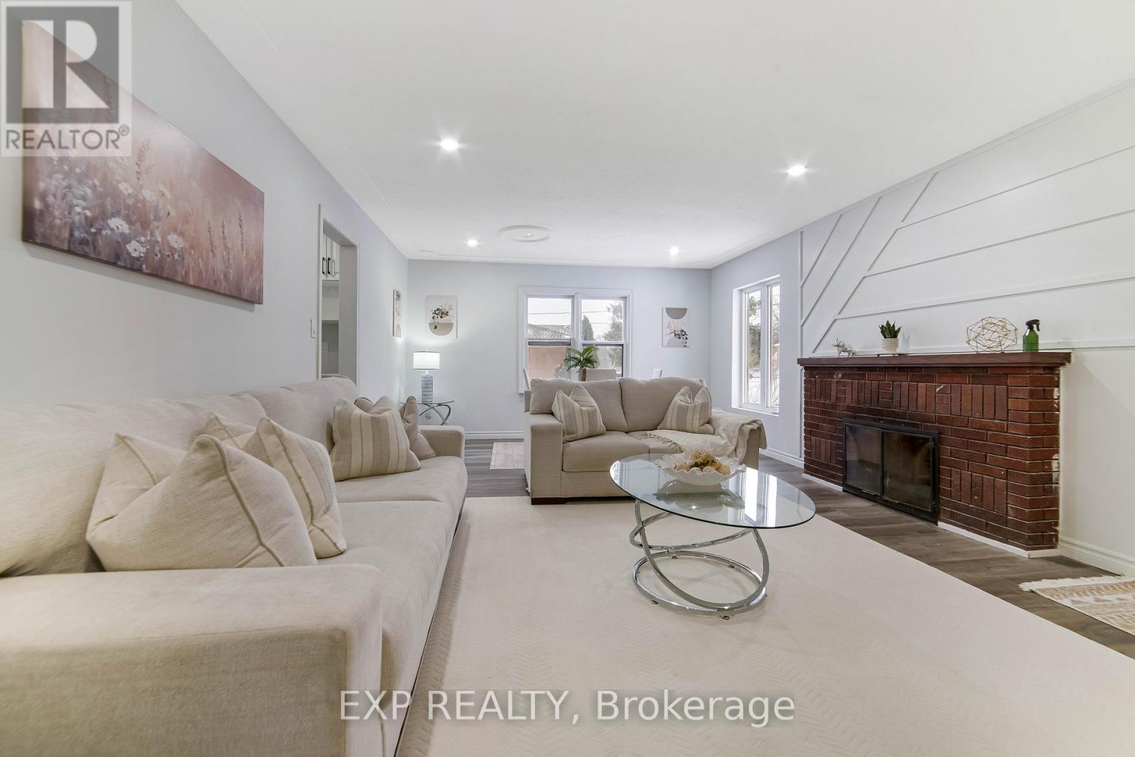 206 Vancouver Street, London East, Ontario  N5W 4R7 - Photo 4 - X12704914