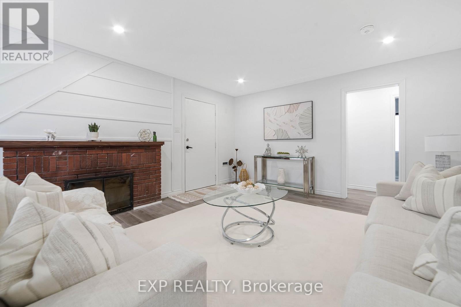 206 Vancouver Street, London East, Ontario  N5W 4R7 - Photo 5 - X12704914