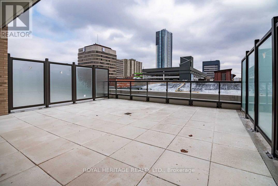 213 - 55 Duke Street W, Kitchener, Ontario  N2H 0C9 - Photo 7 - X12704942