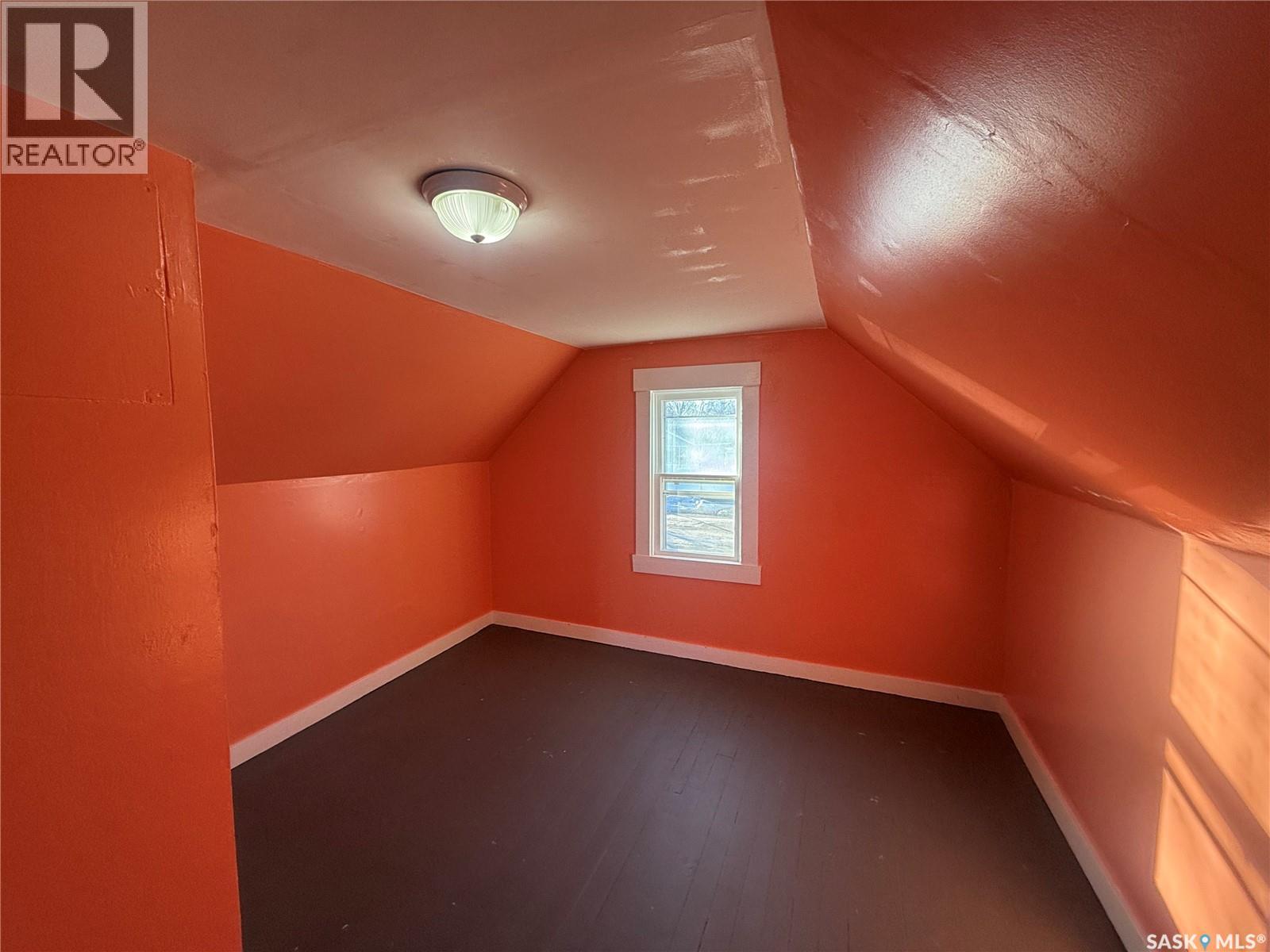 421 3rd Avenue E, Assiniboia, Saskatchewan  S0H 0B0 - Photo 15 - SK026970