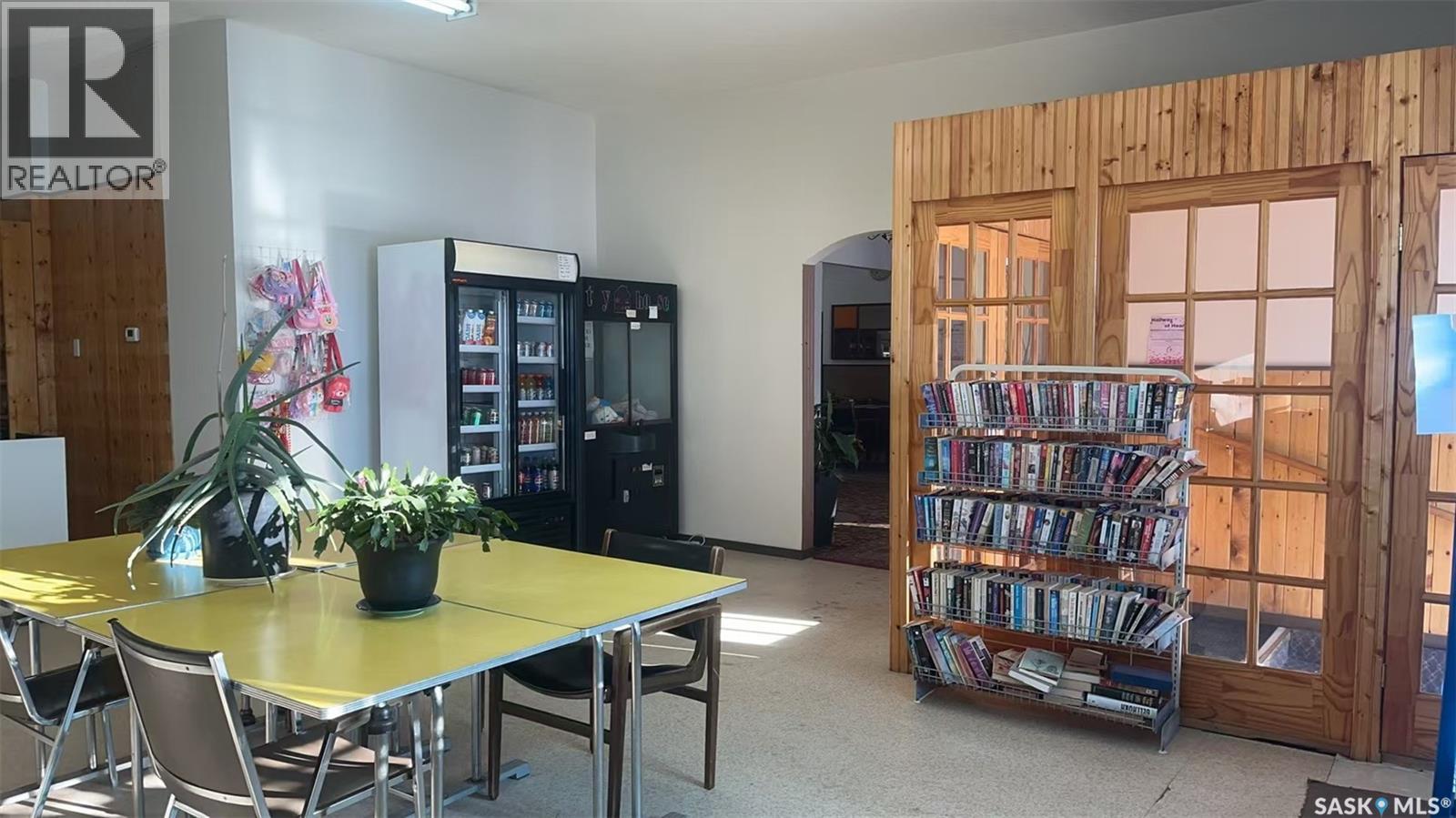 207 Railway Avenue, Watson, Saskatchewan  S0K 4V0 - Photo 4 - SK026654