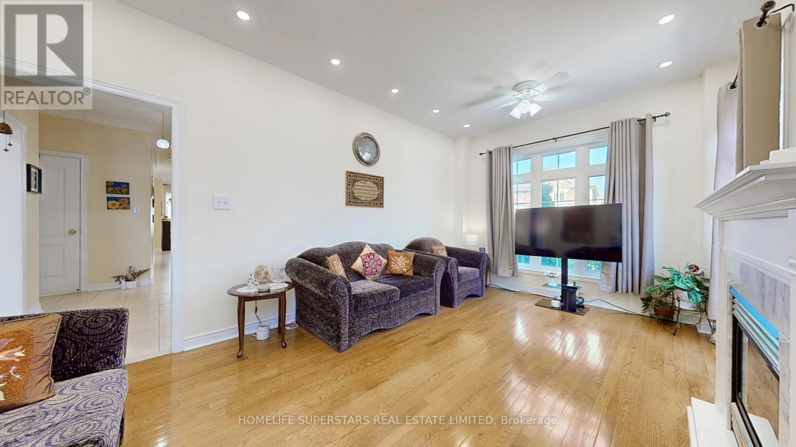 57 Quailvalley Drive, Brampton, Ontario  L6R 0N7 - Photo 10 - W12512466