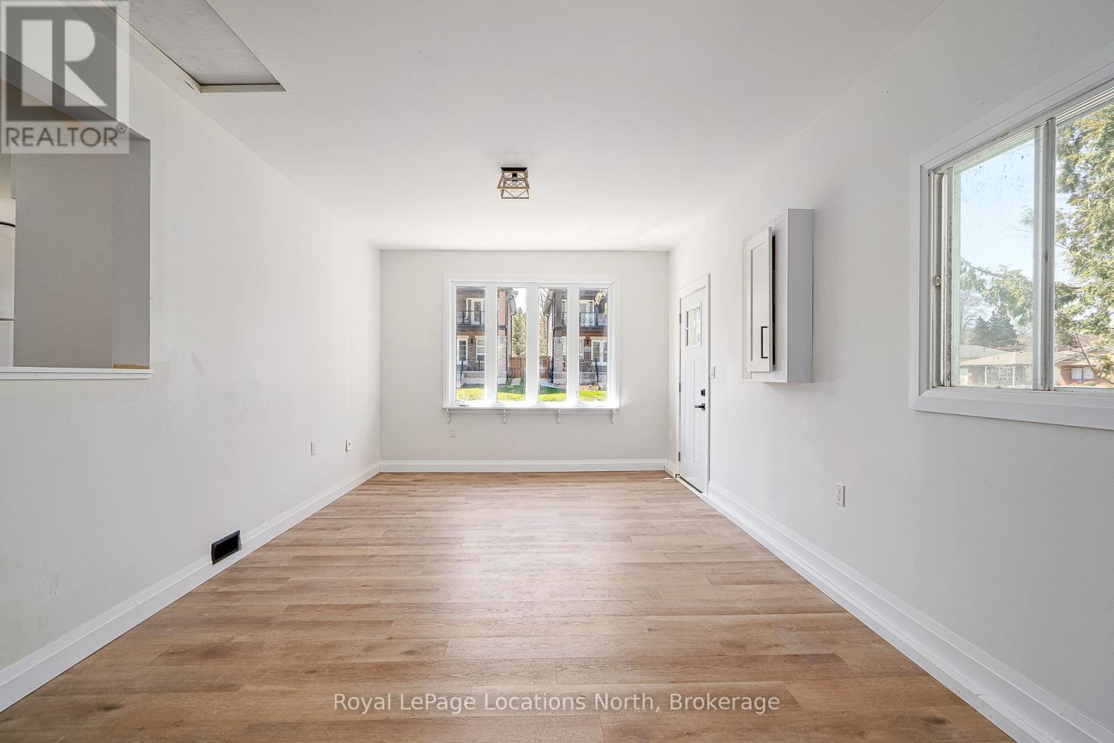 11 Lisbon Court, Wasaga Beach, Ontario  L9Z 1L2 - Photo 14 - S12705092