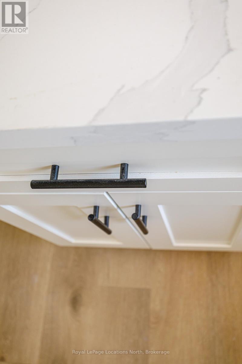 11 Lisbon Court, Wasaga Beach, Ontario  L9Z 1L2 - Photo 31 - S12705092