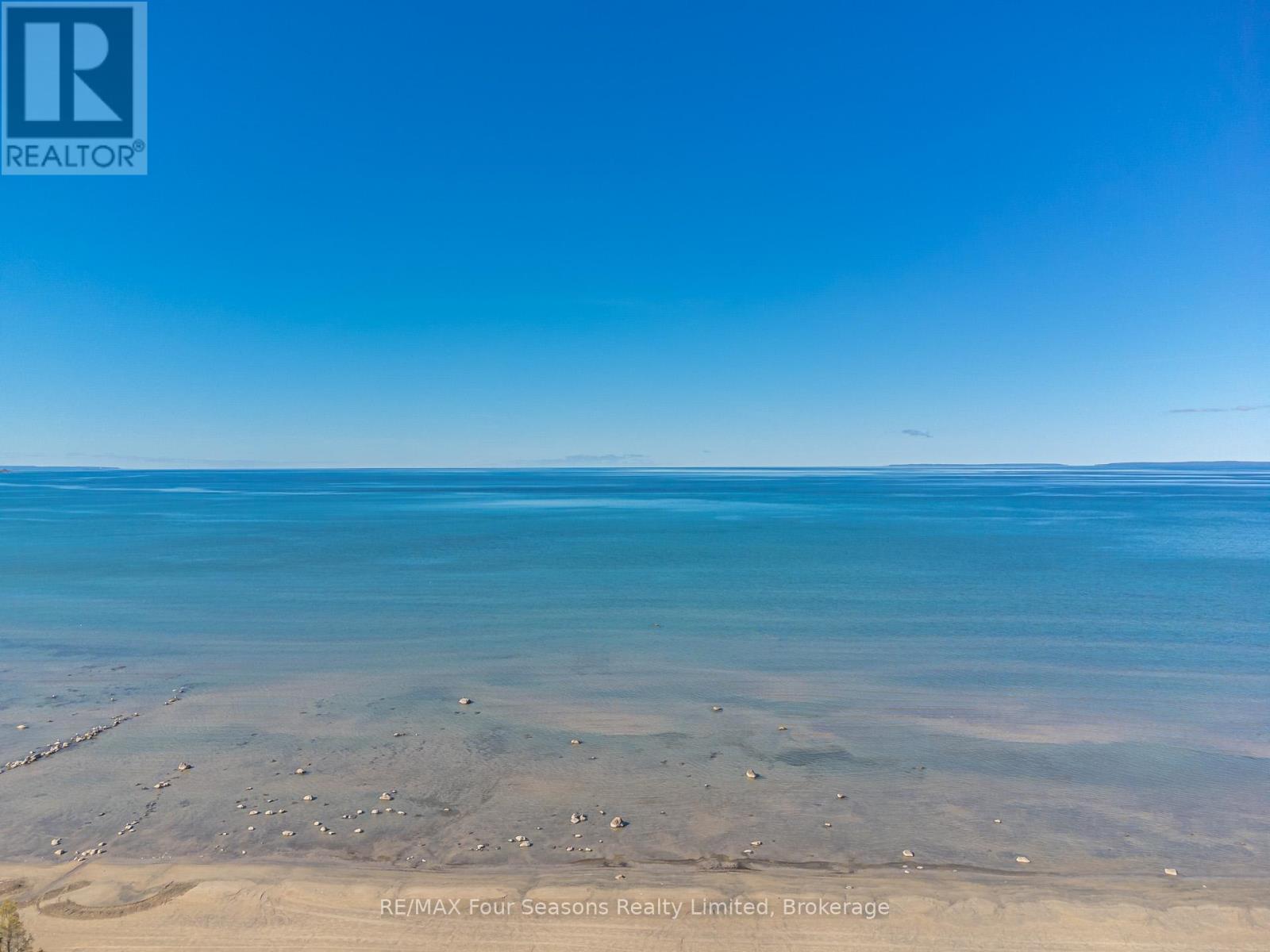 64 60th Street N, Wasaga Beach, Ontario  L9Z 1V7 - Photo 10 - S12705094