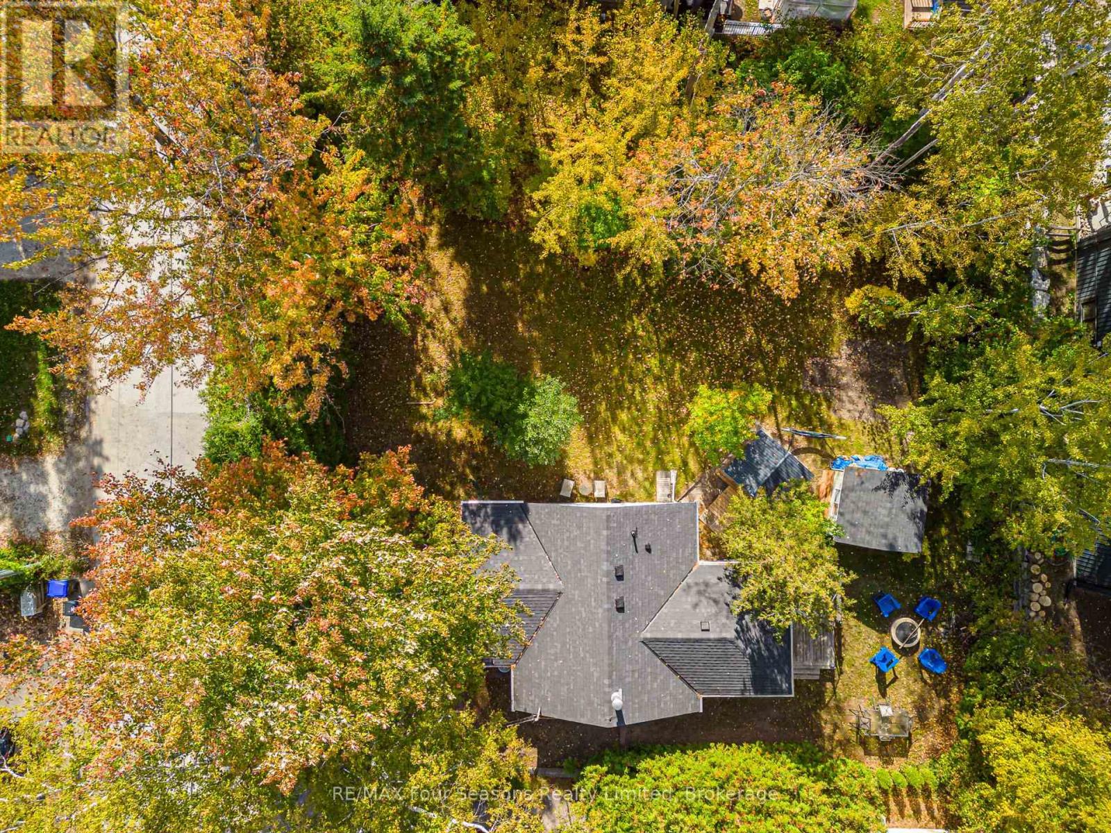 64 60th Street N, Wasaga Beach, Ontario  L9Z 1V7 - Photo 11 - S12705094