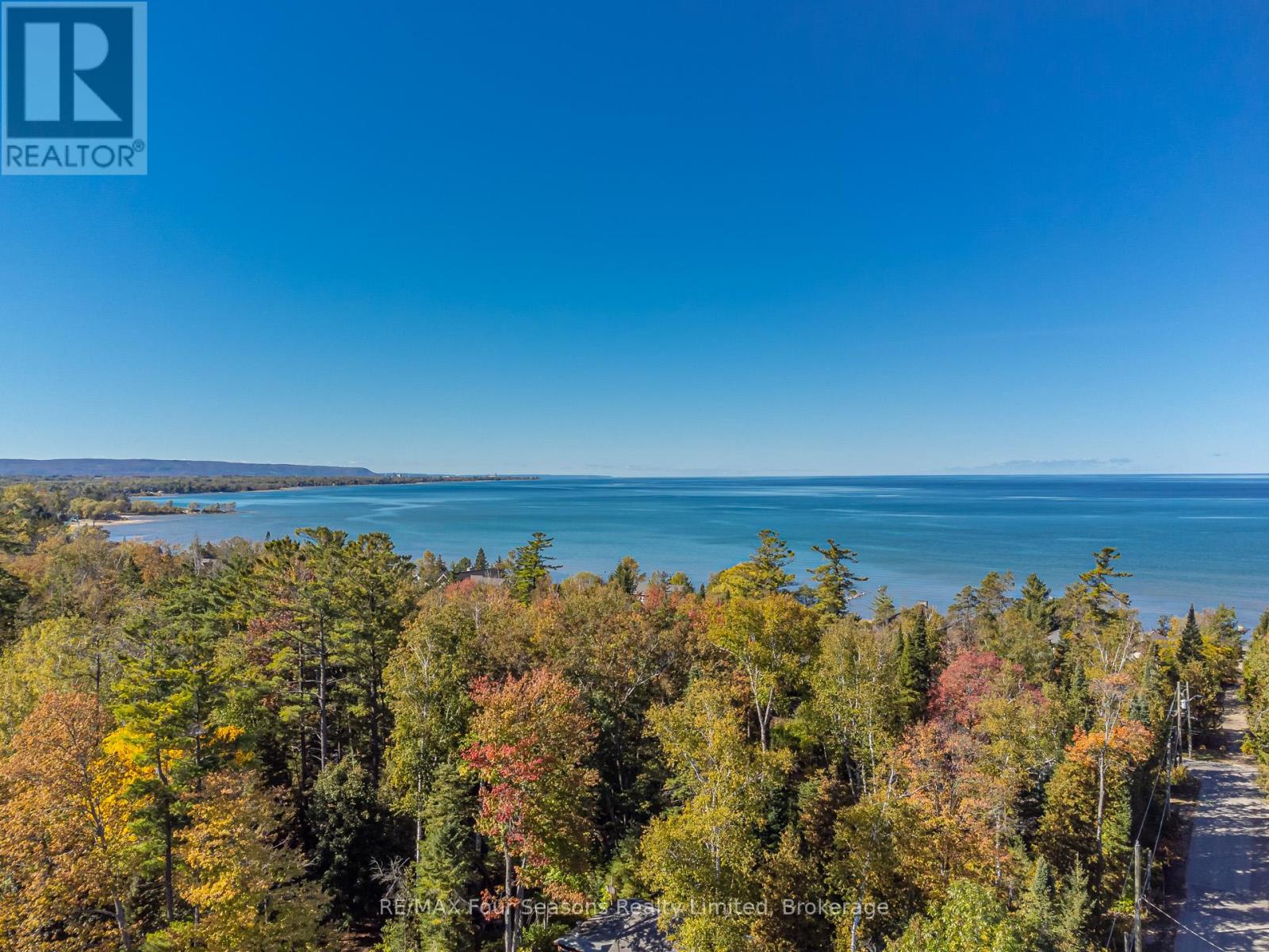 64 60th Street N, Wasaga Beach, Ontario  L9Z 1V7 - Photo 25 - S12705094