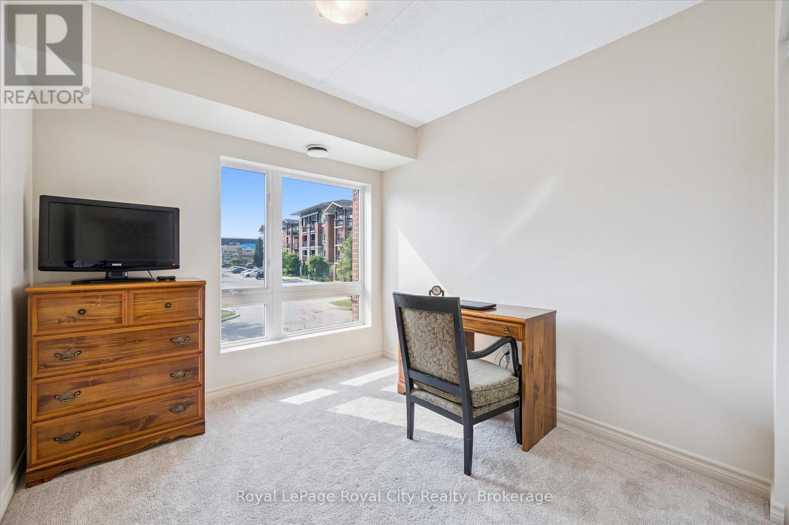 212 - 37 Goodwin Drive, Guelph, Ontario N1L 0E6 - Photo 12 - X12705098