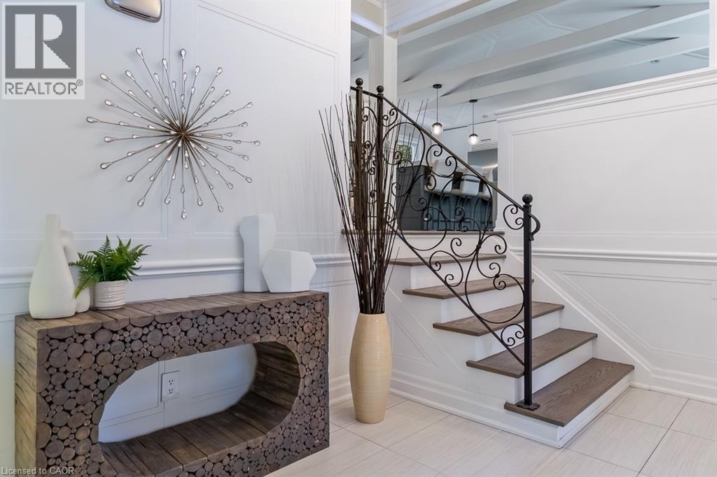 1176 Greenoaks Drive, Mississauga, Ontario  L5J 3A2 - Photo 5 - 40799030