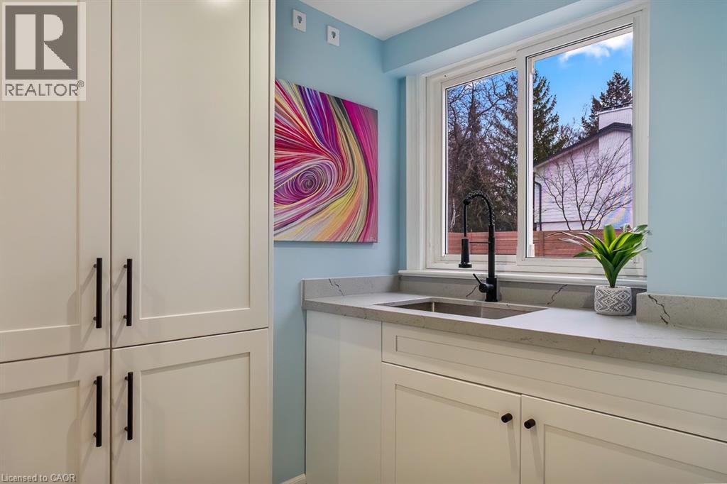 1176 Greenoaks Drive, Mississauga, Ontario  L5J 3A2 - Photo 19 - 40799030