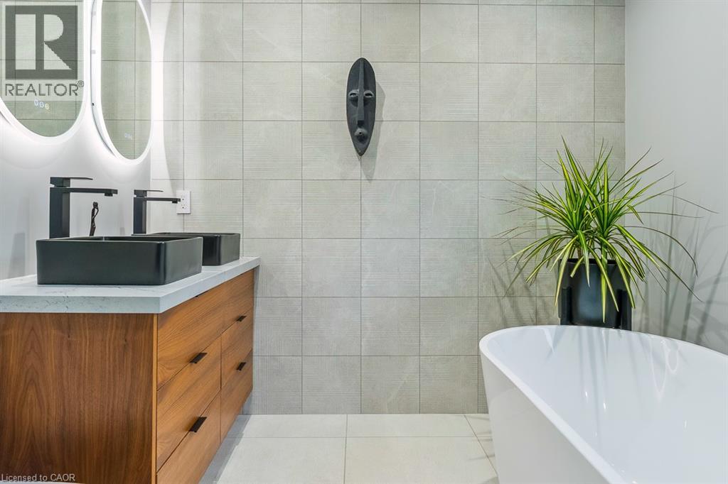 1176 Greenoaks Drive, Mississauga, Ontario  L5J 3A2 - Photo 25 - 40799030