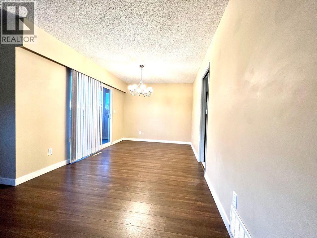 Listing Picture 8 of 13 : 11160 BARKENTINE PLACE, Richmond / 烈治文 - 魯藝地產 Yvonne Lu Group - MLS Medallion Club Member