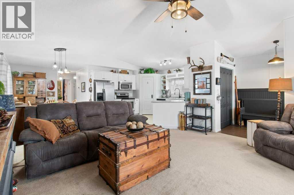 7 Baywood Link, Sylvan Lake, Alberta  T4S 0A8 - Photo 7 - A2269889