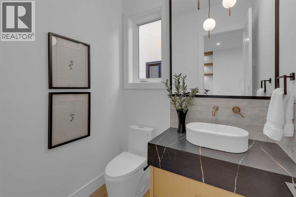 1432 Coopers Landing Sw, Airdrie, Alberta  T4B 0G6 - Photo 18 - A2272483