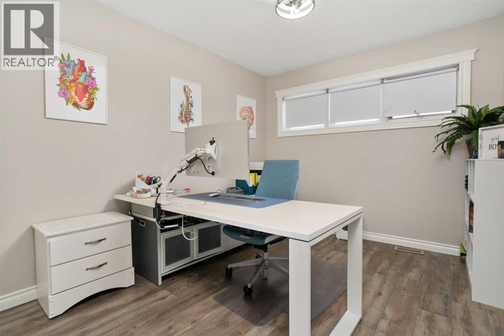 6313 Erickson Drive, Camrose, Alberta  T4V 3K1 - Photo 22 - A2279513