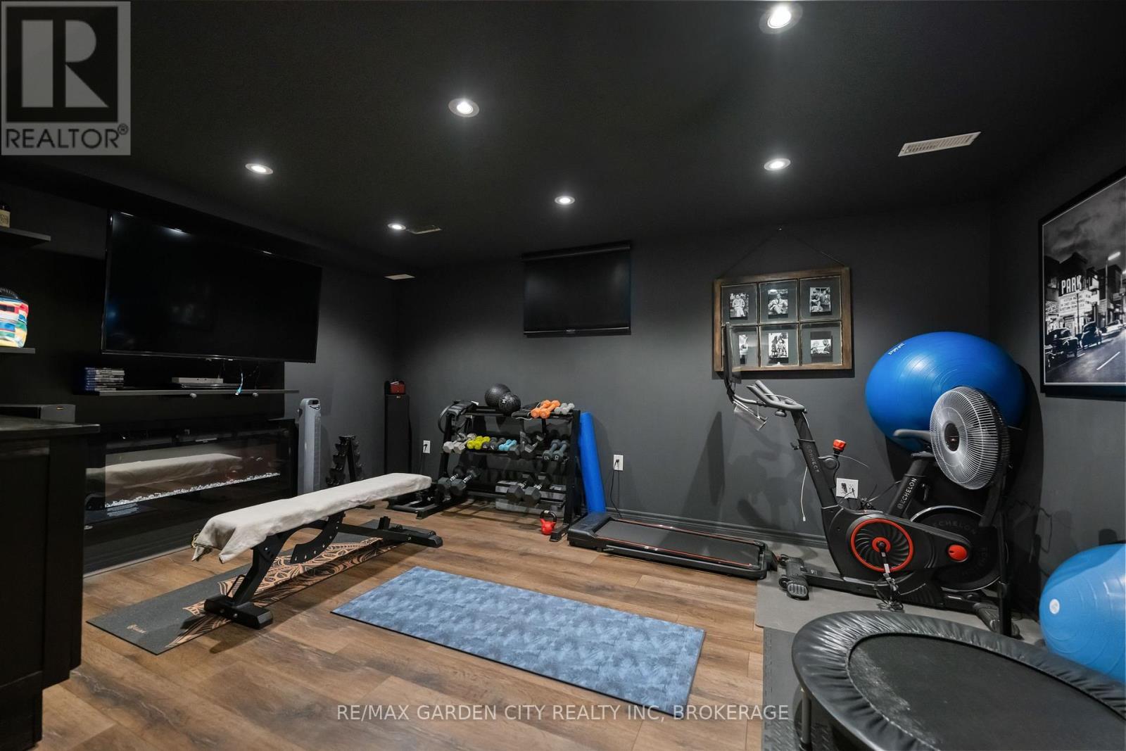 6456 Armelina Crescent, Niagara Falls, Ontario  L2H 0B4 - Photo 24 - X12325150