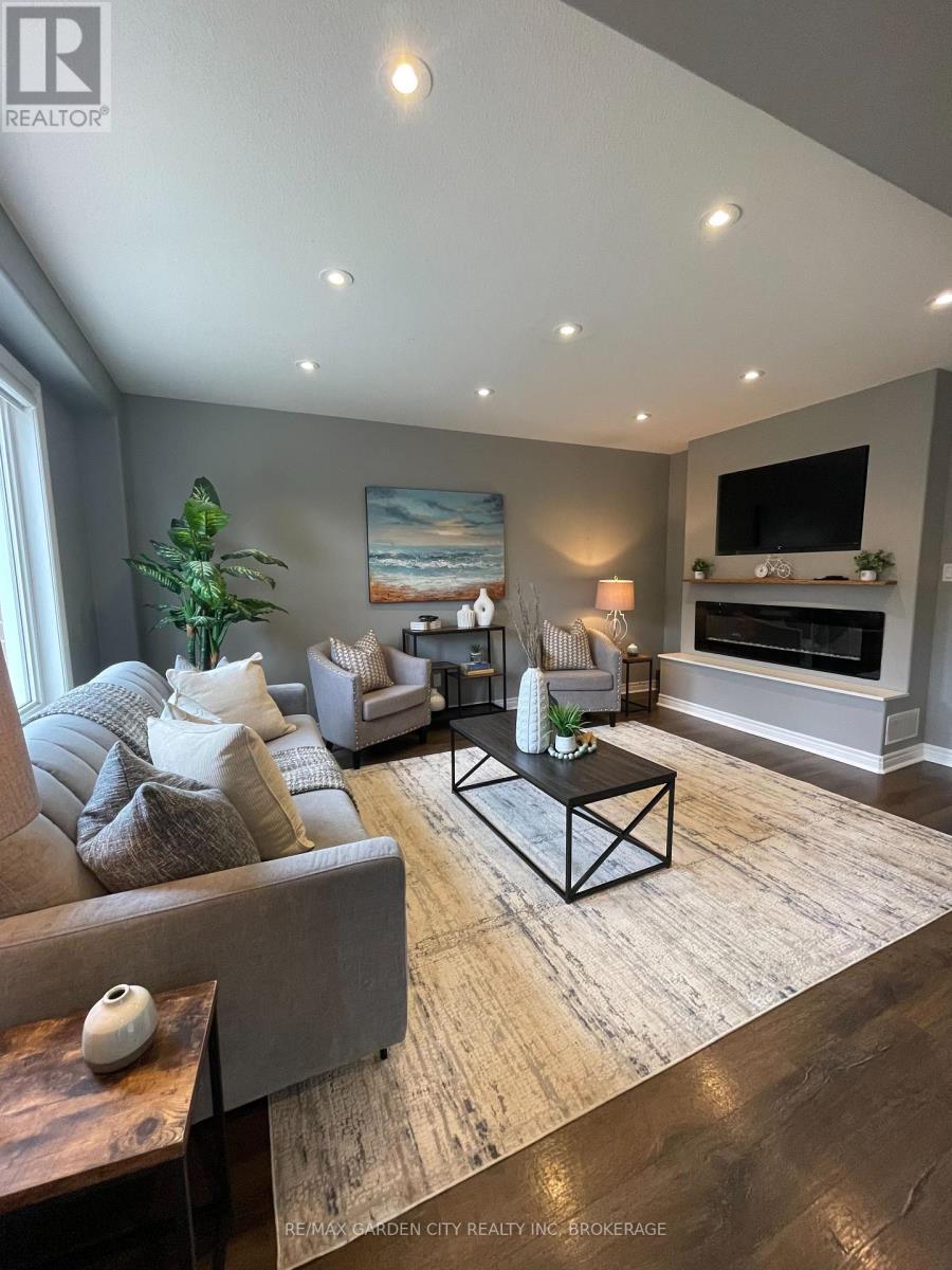 6456 Armelina Crescent, Niagara Falls, Ontario  L2H 0B4 - Photo 3 - X12325150