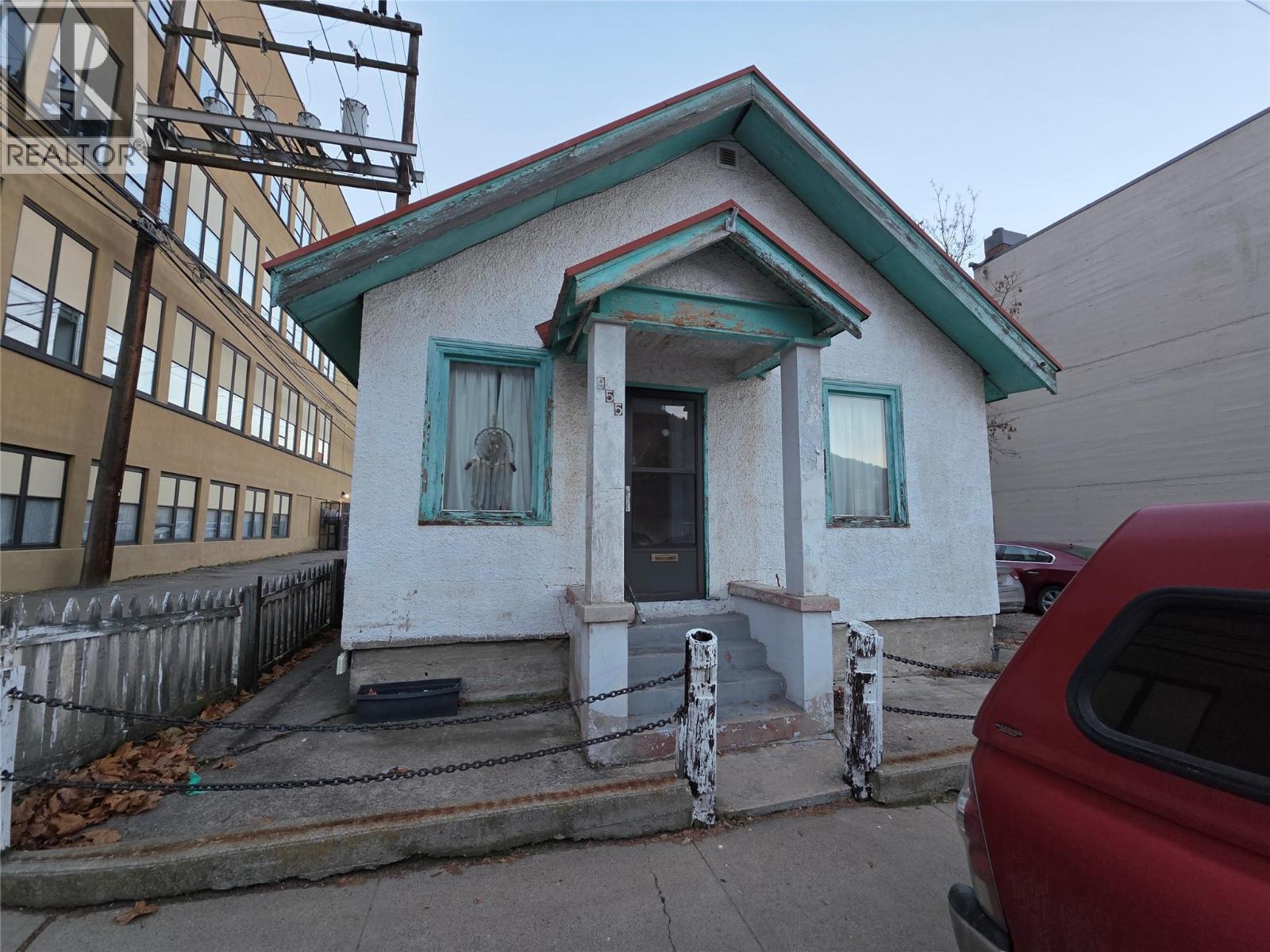 955 Portland Street, trail, British Columbia