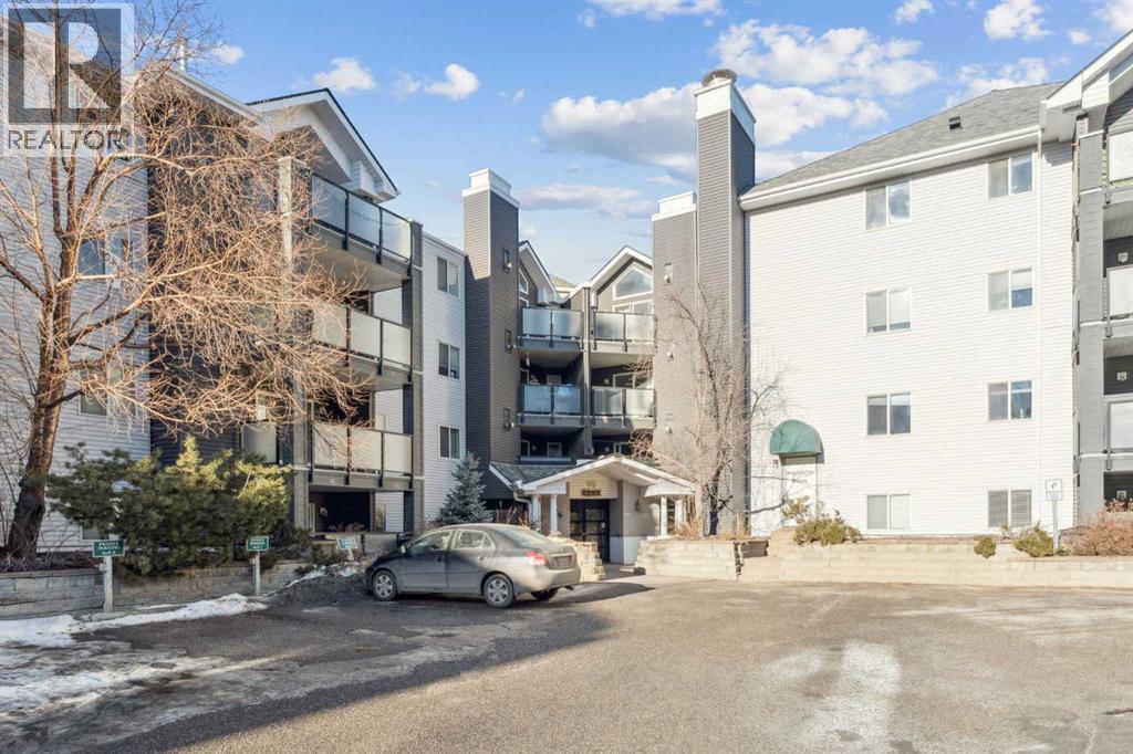 318, 10 Sierra Morena Mews Sw, Calgary, Alberta  T3H 3K6 - Photo 1 - A2279240