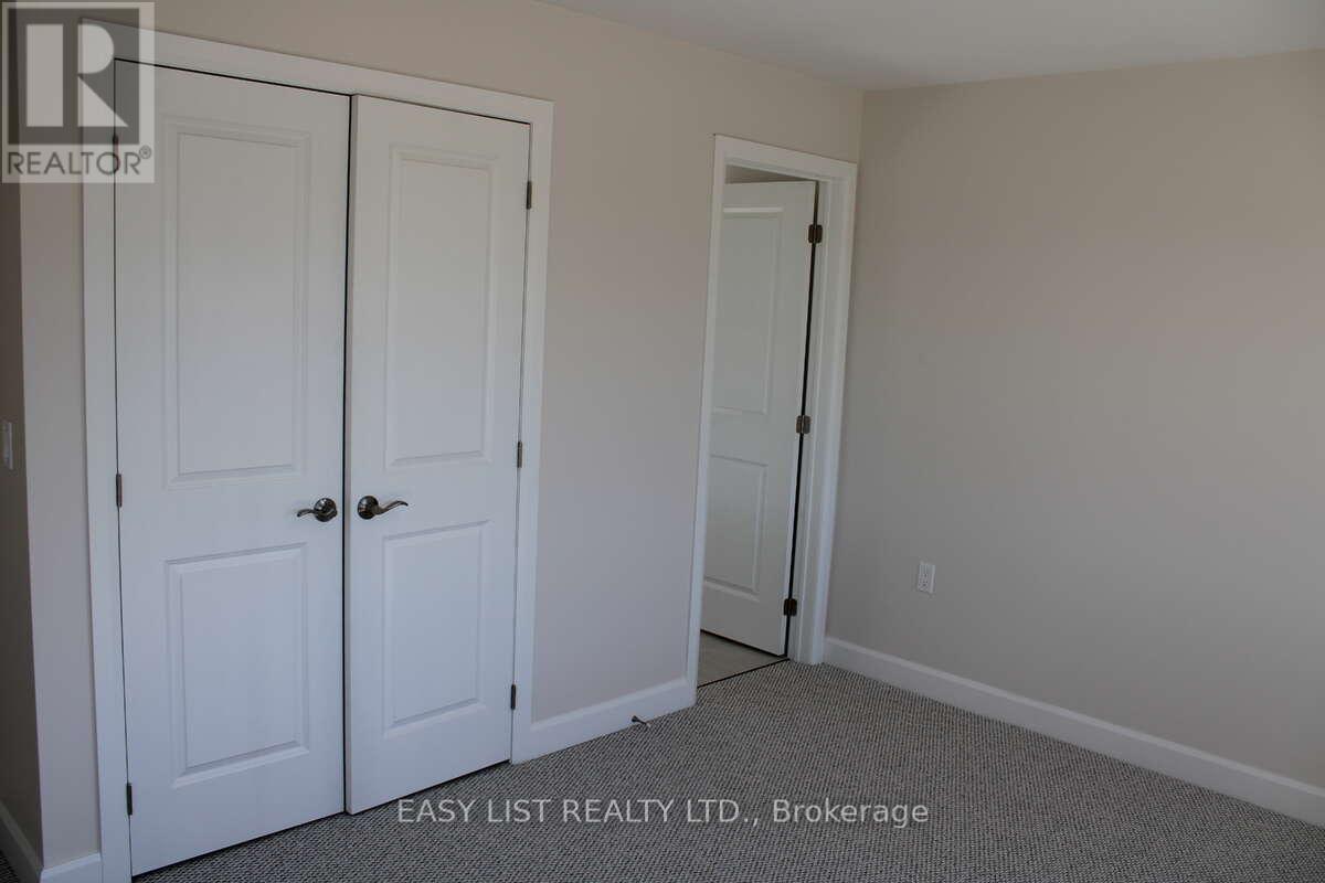 299 Mullighan Gardens, Peterborough, Ontario  K9K 0H2 - Photo 15 - X12700994