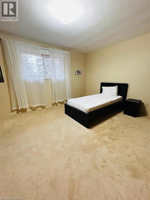 402 Lakeview Drive, Waterloo, Ontario  N2L 4Z6 - Photo 11 - 40799076