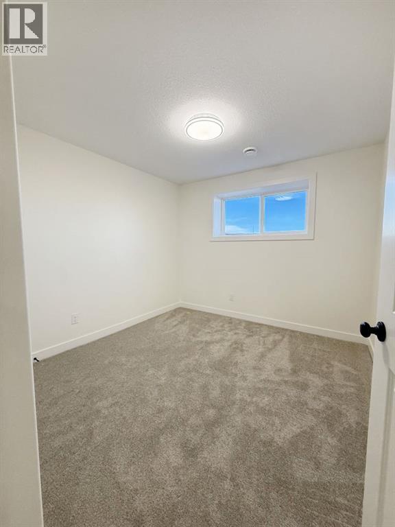 951 41 Avenue N, Lethbridge, Alberta  T1H 7G9 - Photo 32 - A2278259