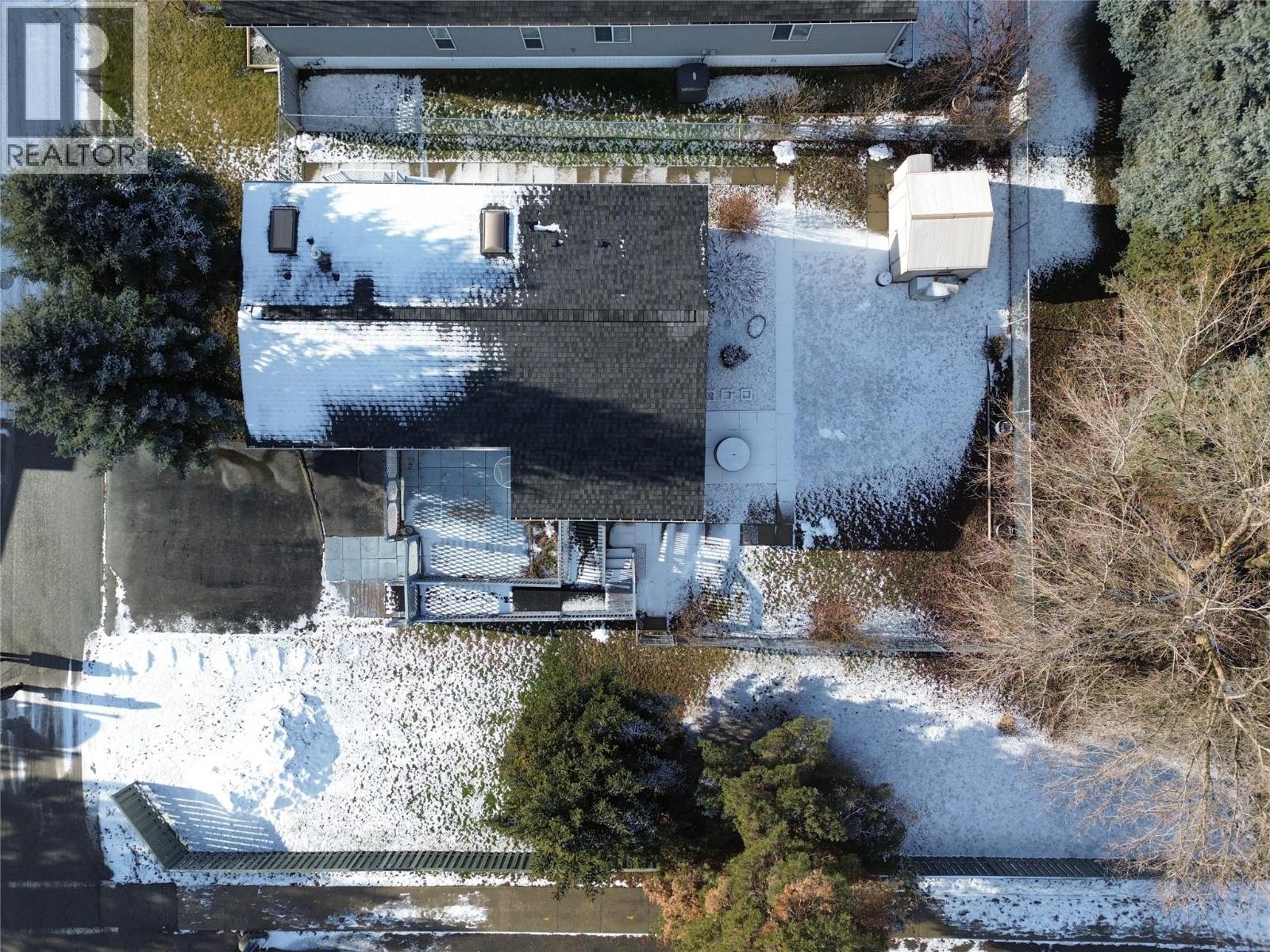 7225 Boundary Drive Unit# 10, Grand Forks, British Columbia  V0H 1H0 - Photo 3 - 10372256