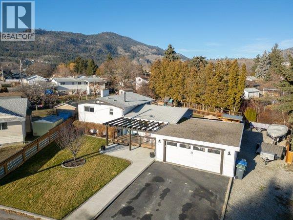 9574 Robson Crescent, summerland, British Columbia