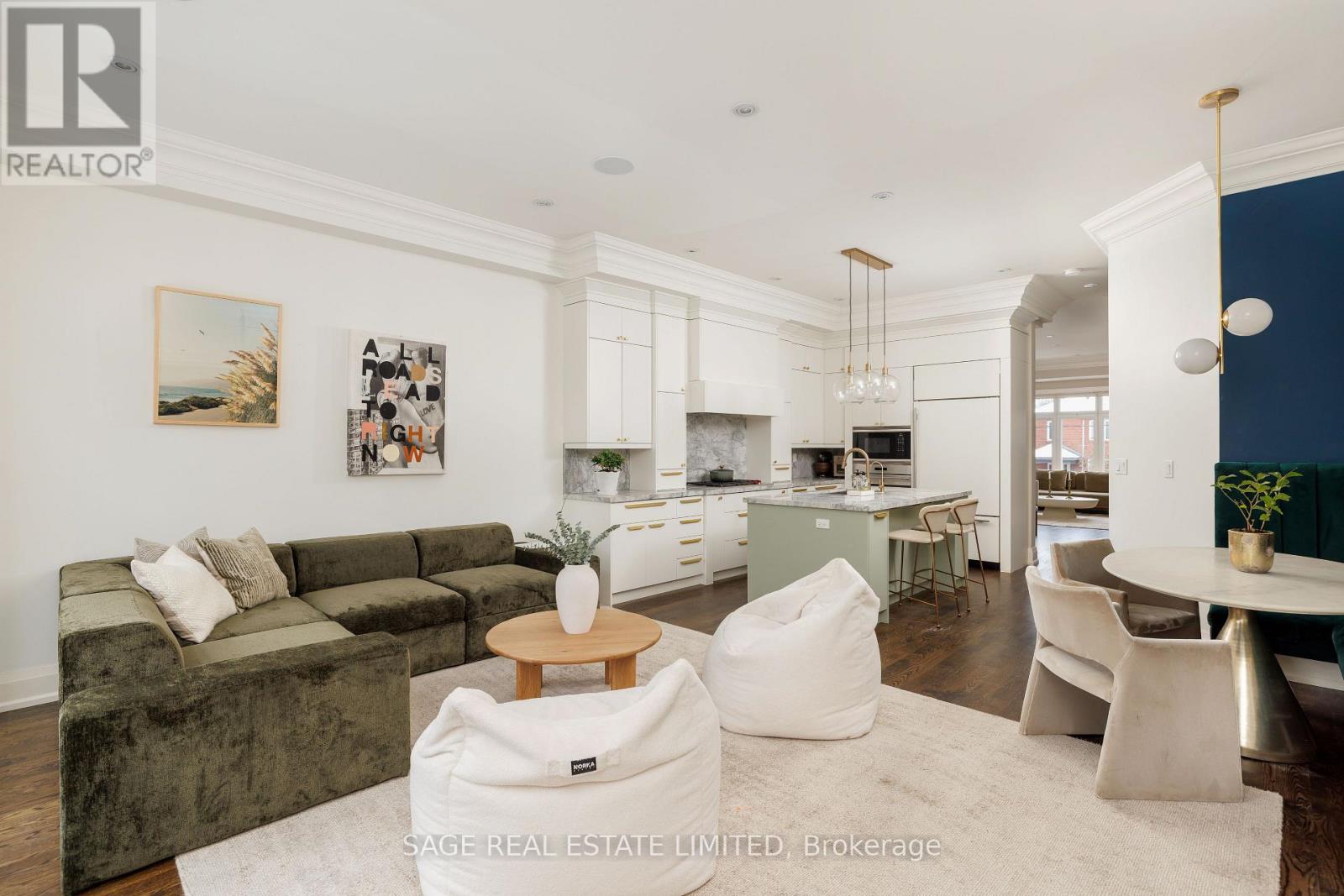 228 Deloraine Avenue, Toronto, Ontario  M5M 2B3 - Photo 17 - C12705016