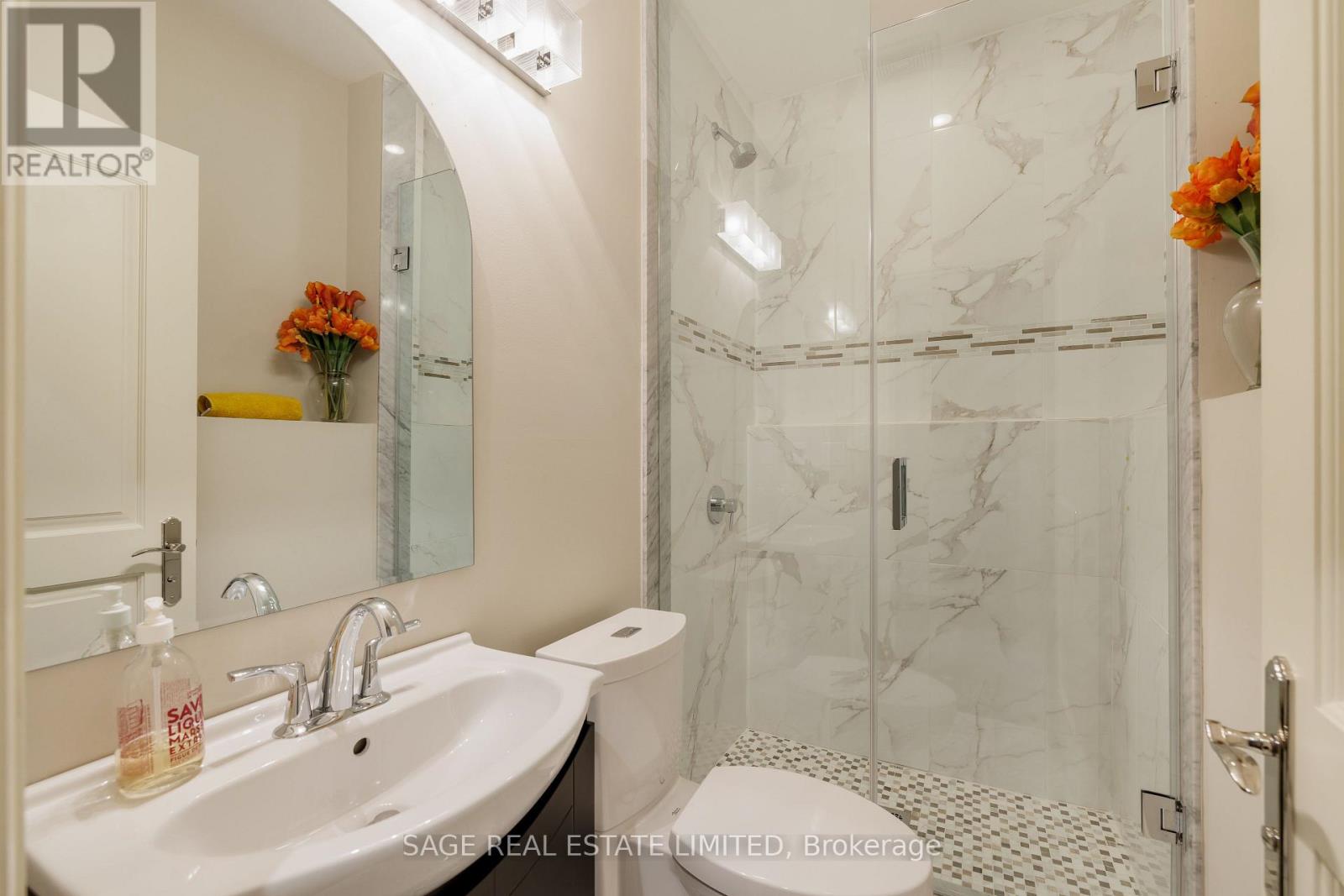 228 Deloraine Avenue, Toronto, Ontario  M5M 2B3 - Photo 33 - C12705016