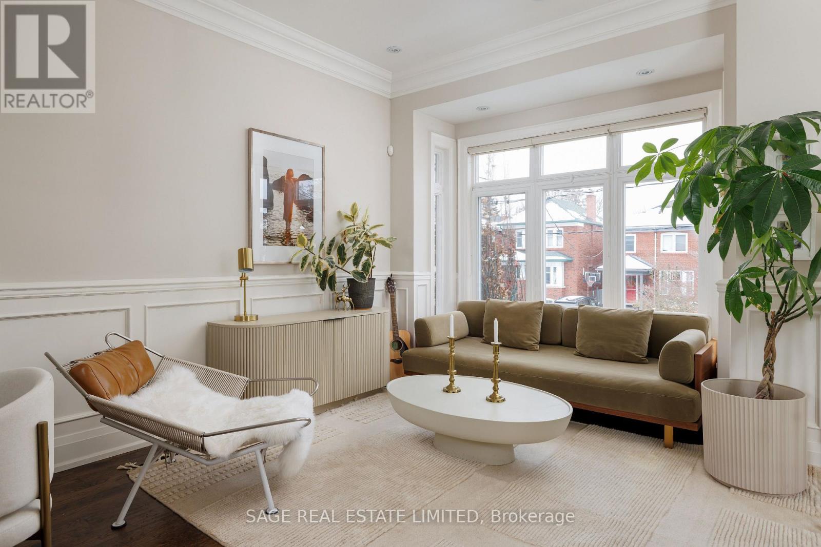 228 Deloraine Avenue, Toronto, Ontario  M5M 2B3 - Photo 5 - C12705016