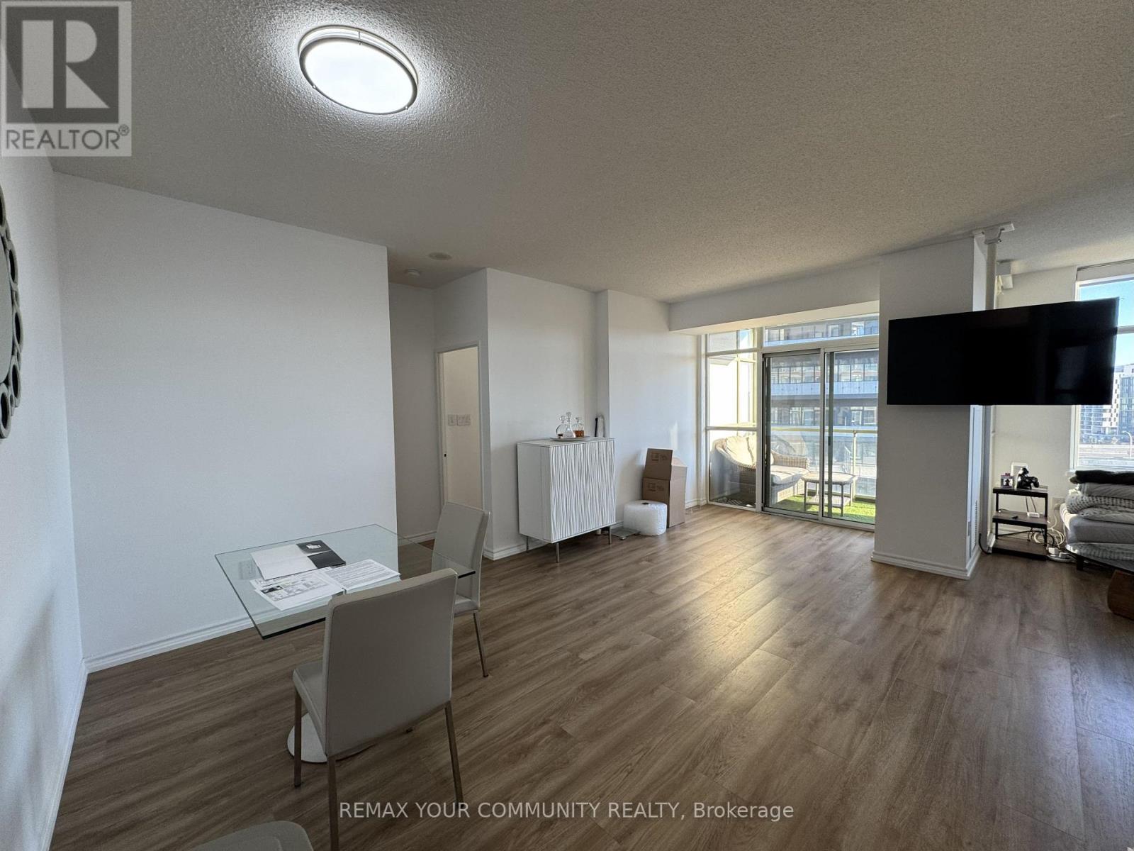 1101 - 39 Parliament Street, Toronto, Ontario  M5A 4R2 - Photo 3 - C12705064