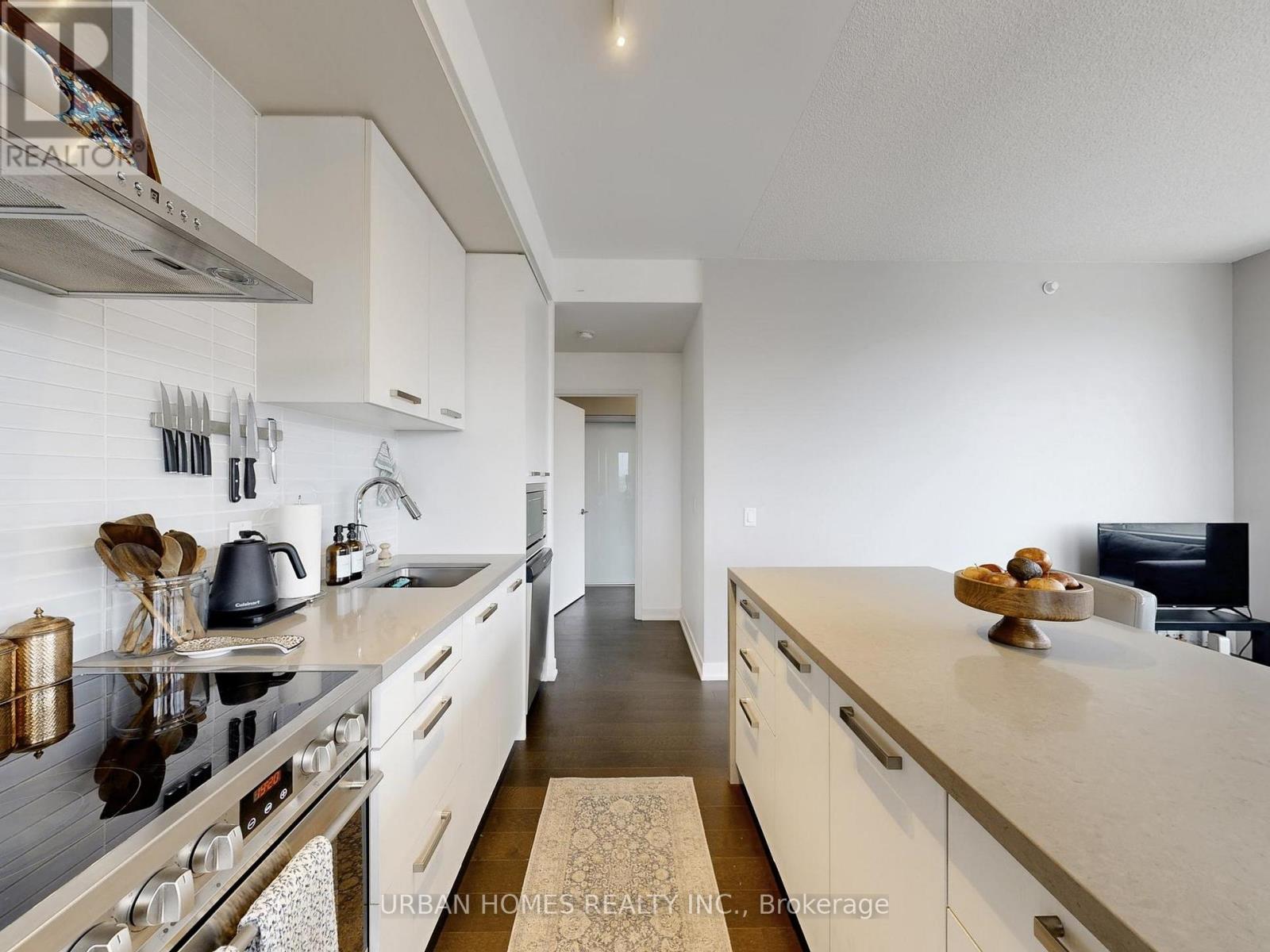 S202 - 120 Bayview Avenue, Toronto, Ontario  M5A 3R7 - Photo 11 - C12705066