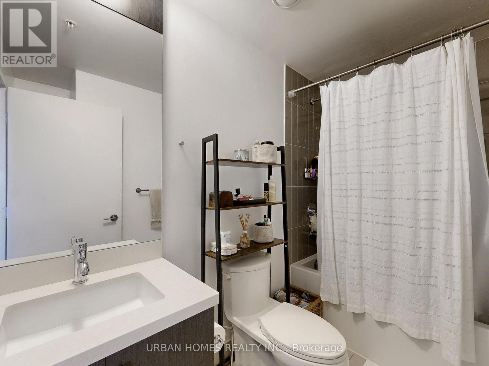 S202 - 120 Bayview Avenue, Toronto, Ontario  M5A 3R7 - Photo 25 - C12705066